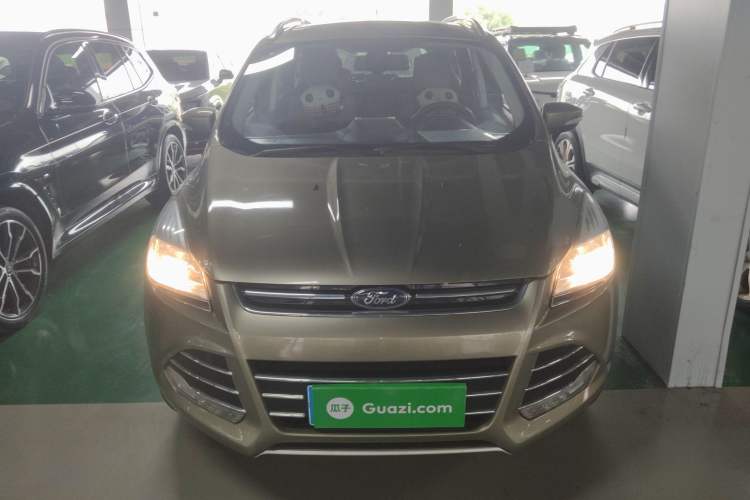 Used Ford Kuga 2015 1.5L GTDi Two-Wheel Drive Fashion Edition Front