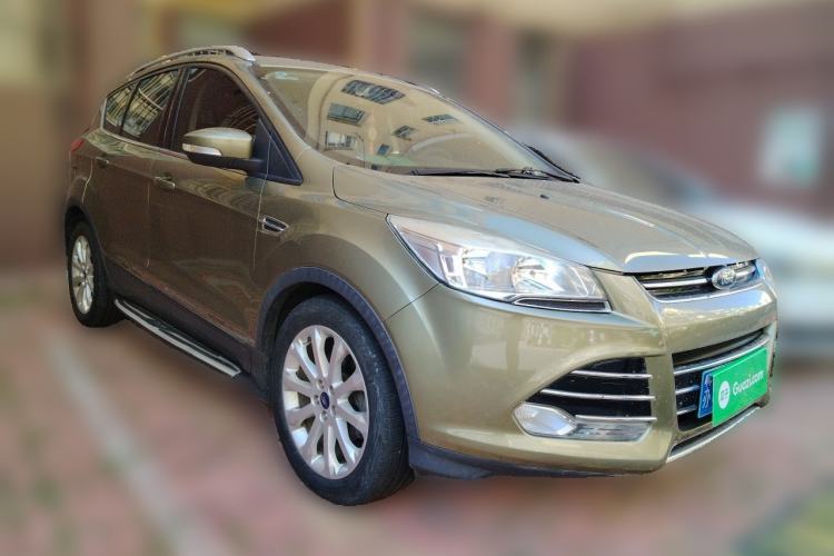 Used Ford Kuga 2015 1.5L GTDi Two-Wheel Drive Fashion Edition Front Right 45 Deg