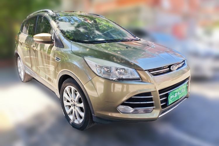 Used Ford Kuga 2015 1.5L GTDi Two-Wheel Drive Fashion Edition Front Right 45 Deg