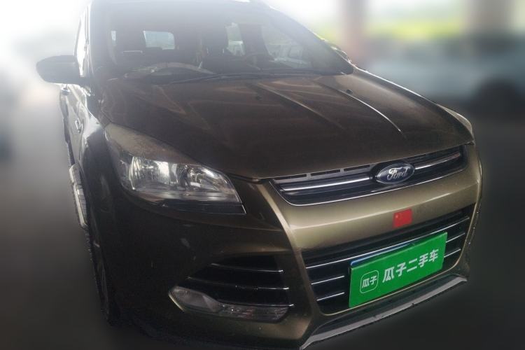 Used Ford Kuga 2015 1.5L GTDi Two-Wheel Drive Fashion Edition Front Right 45 Deg
