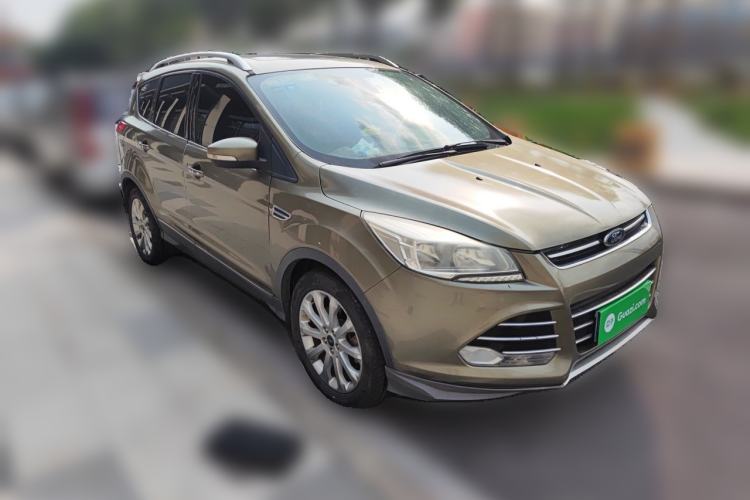 Used Ford Kuga 2015 2.0L GTDi Four-Wheel Drive Elite Model Front Right 45 Deg