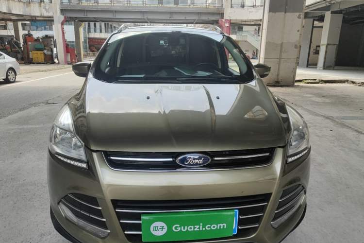Used Ford Kuga 2015 1.5L GTDi Four-Wheel-Drive Elite Model Front