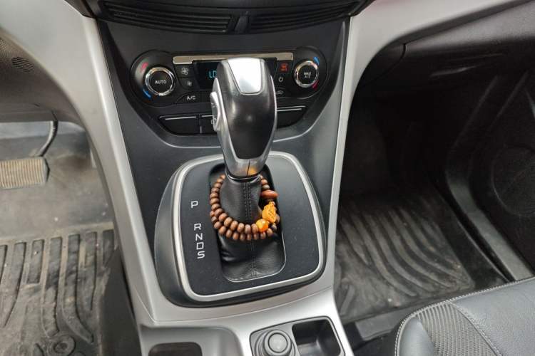 Used Ford Kuga 2015 1.5L GTDi Two-Wheel Drive Fashion Edition Gear Lever
