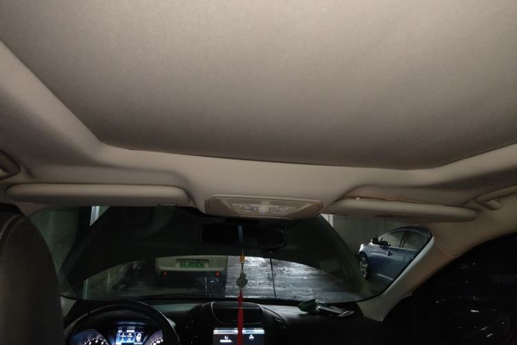 Used Ford Kuga 2015 2.0L GTDi Four-Wheel-Drive Sport Model Headliner