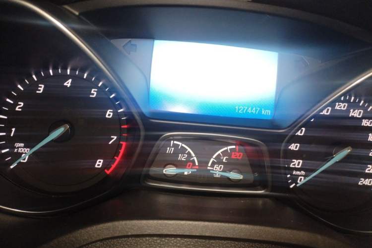 Used Ford Kuga 2015 2.0L GTDi Four-Wheel Drive Prestige Model Instrument Cluster