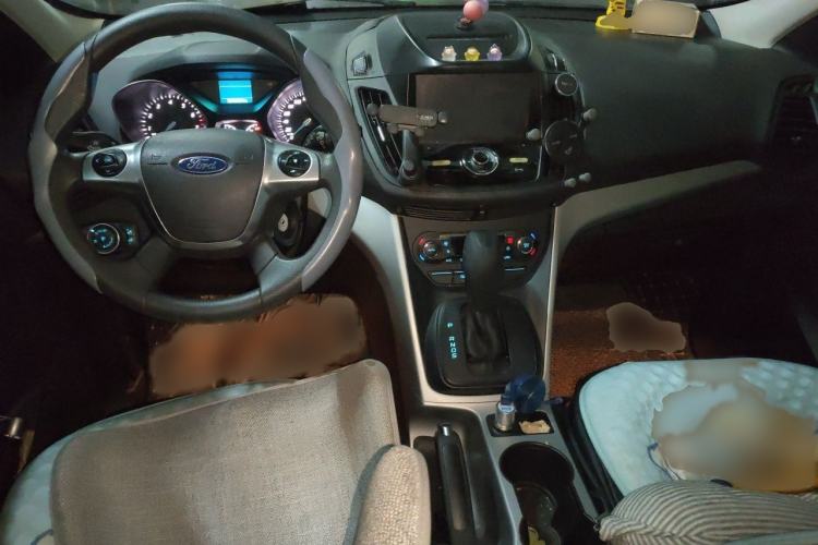 Used Ford Kuga 2015 1.5L GTDi Two-Wheel-Drive Comfort Model Interior 2