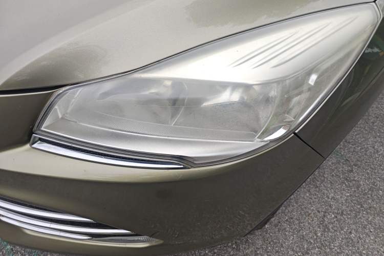 Used Ford Kuga 2015 1.5L GTDi Two-Wheel Drive Fashion Edition Left Front Headlight