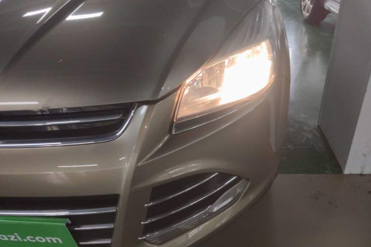 Used Ford Kuga 2015 1.5L GTDi Two-Wheel Drive Fashion Edition Left Front Headlight
