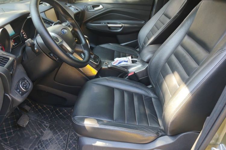 Used Ford Kuga 2015 2.0L GTDi Four-Wheel Drive Elite Model Left Front Seat