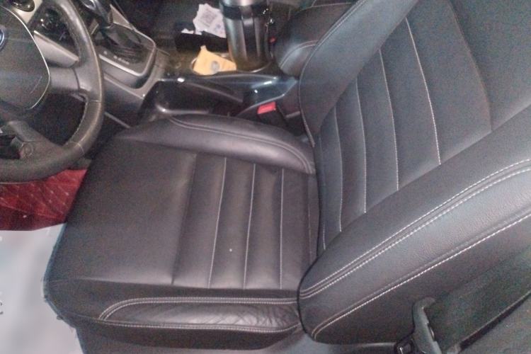 Used Ford Kuga 2015 2.0L GTDi Four-Wheel Drive Prestige Model Left Front Seat