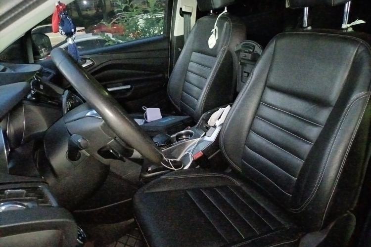 Used Ford Kuga 2015 1.5L GTDi Four-Wheel-Drive Elite Model Left Front Seat