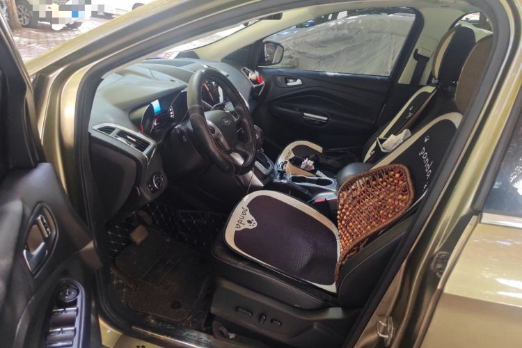 Used Ford Kuga 2015 1.5L GTDi Four-Wheel-Drive Elite Model Left Front Seat