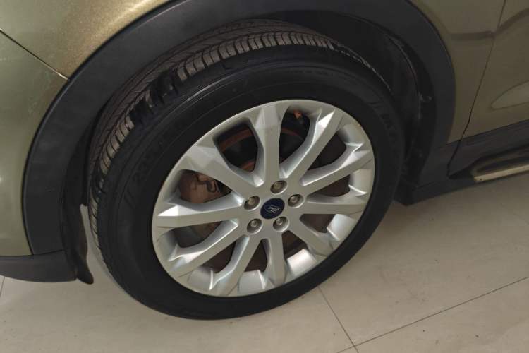 Used Ford Kuga 2015 1.5L GTDi Two-Wheel Drive Fashion Edition Left Front Wheel Hub