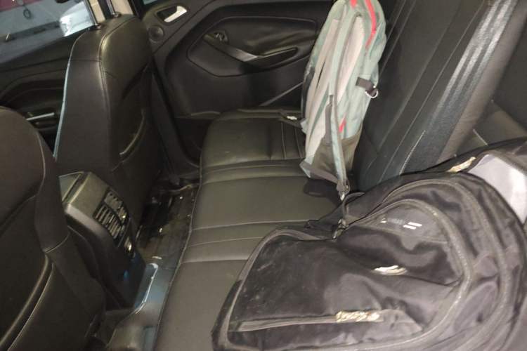 Used Ford Kuga 2015 2.0L GTDi Four-Wheel Drive Prestige Model Left Rear Seat