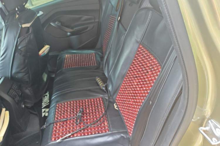Used Ford Kuga 2015 1.5L GTDi Two-Wheel-Drive Comfort Model Left Rear Seat
