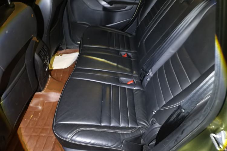 Used Ford Kuga 2015 1.5L GTDi Four-Wheel-Drive Elite Model Left Rear Seat