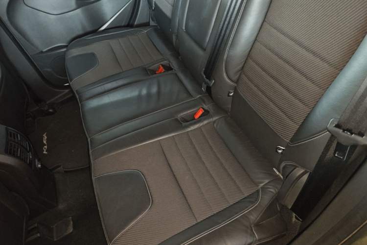 Used Ford Kuga 2015 1.5L GTDi Two-Wheel Drive Fashion Edition Left Rear Seat