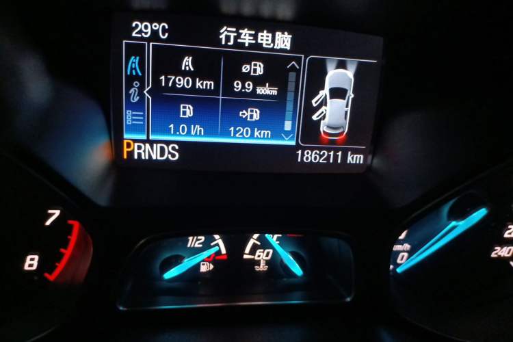 Used Ford Kuga 2015 1.5L GTDi Four-Wheel-Drive Elite Model Odometer Close Up