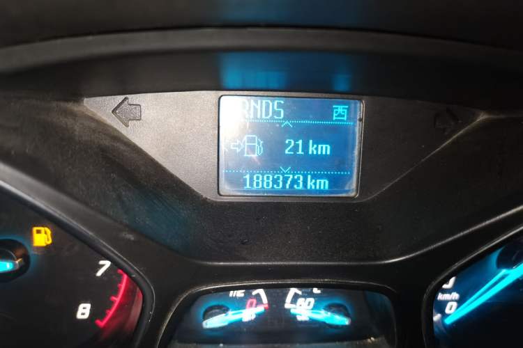 Used Ford Kuga 2015 1.5L GTDi Two-Wheel Drive Fashion Edition Odometer Close Up