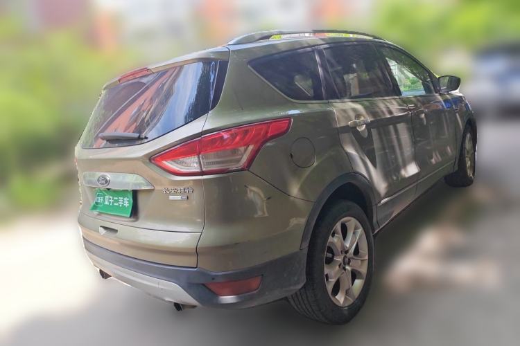 Used Ford Kuga 2015 2.0L GTDi Four-Wheel-Drive Sport Model Rear Right 45 Deg