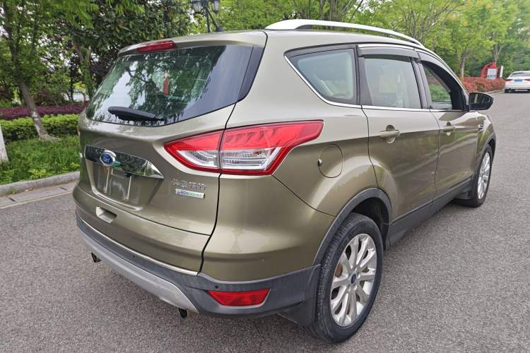 Used Ford Kuga 2015 1.5L GTDi Two-Wheel Drive Fashion Edition Rear Right 45 Deg