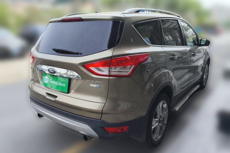 Used Ford Kuga 2015 2.0L GTDi Four-Wheel-Drive Sport Model Rear Right 45 Deg