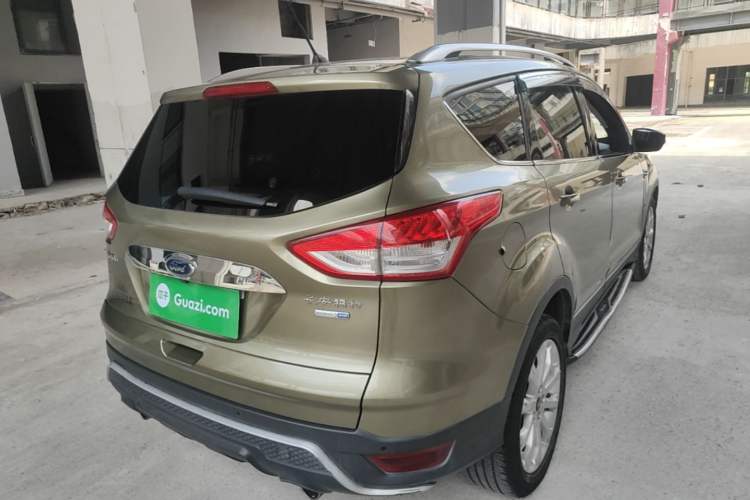 Used Ford Kuga 2015 1.5L GTDi Four-Wheel-Drive Elite Model Rear Right 45 Deg