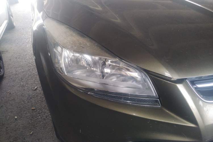 Used Ford Kuga 2015 1.5L GTDi Two-Wheel Drive Fashion Edition Right Front Headlight