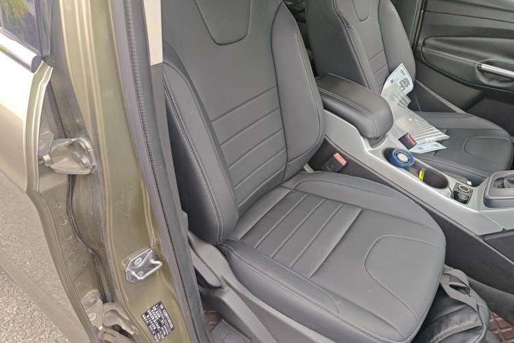 Used Ford Kuga 2015 1.5L GTDi Two-Wheel Drive Fashion Edition Right Front Seat
