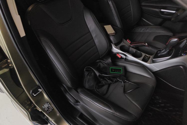 Used Ford Kuga 2015 1.5L GTDi Two-Wheel Drive Fashion Edition Right Front Seat