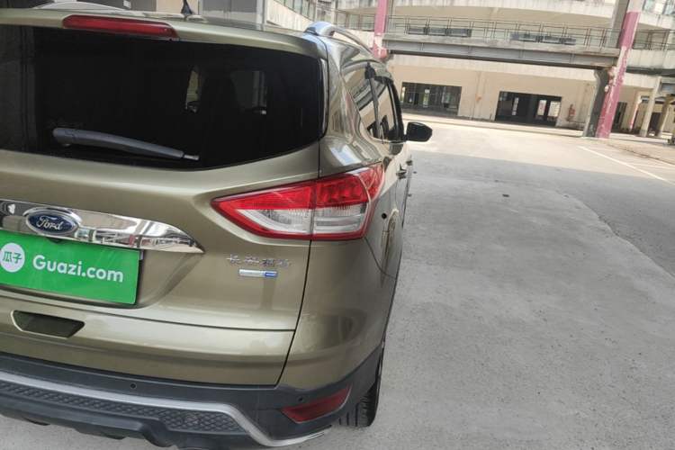 Used Ford Kuga 2015 1.5L GTDi Four-Wheel-Drive Elite Model Right Rear Taillight