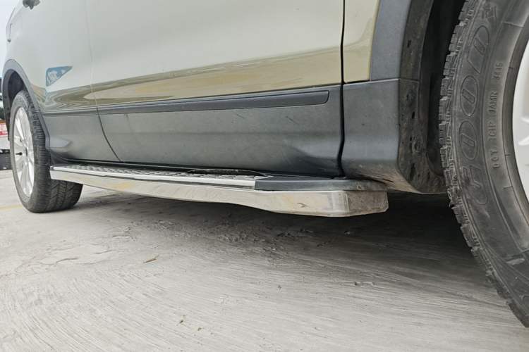 Used Ford Kuga 2015 1.5L GTDi Two-Wheel Drive Fashion Edition Right Side Sill