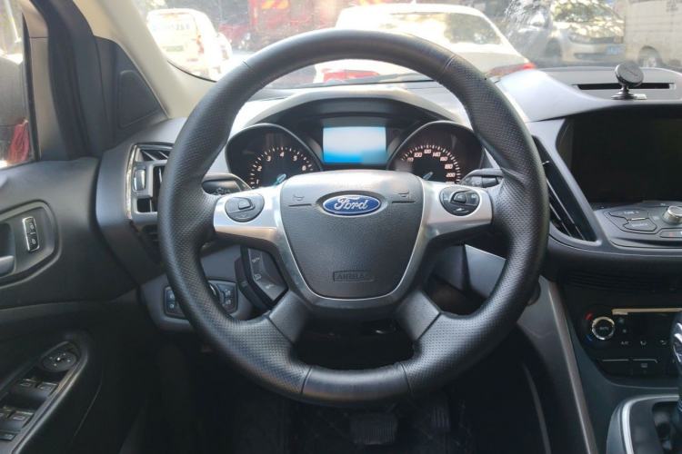 Used Ford Kuga 2015 2.0L GTDi Four-Wheel Drive Elite Model Steering Wheel