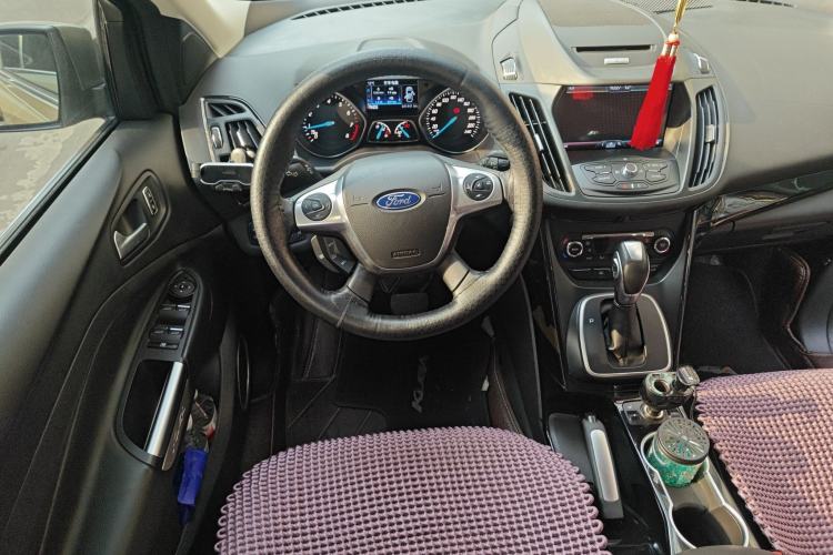 Used Ford Kuga 2015 2.0L GTDi Four-Wheel-Drive Sport Model Steering Wheel