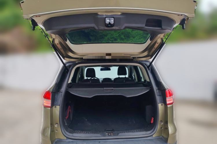 Used Ford Kuga 2015 1.5L GTDi Two-Wheel Drive Fashion Edition Trunk