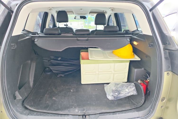 Used Ford Kuga 2015 1.5L GTDi Two-Wheel-Drive Comfort Model Trunk
