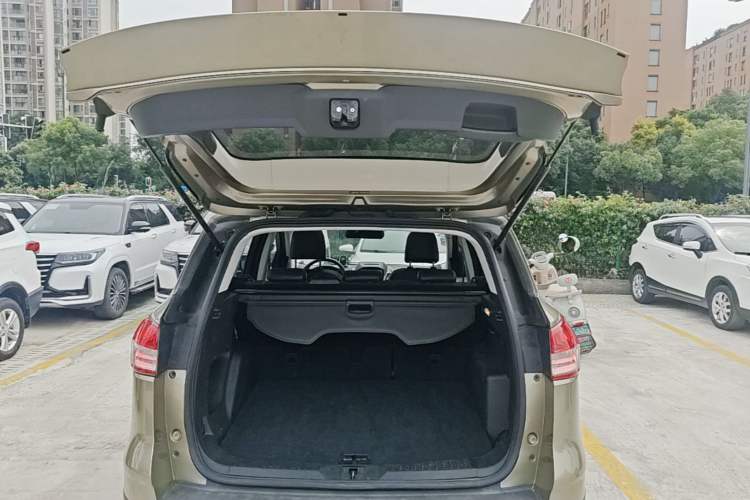 Used Ford Kuga 2015 1.5L GTDi Two-Wheel Drive Fashion Edition Trunk