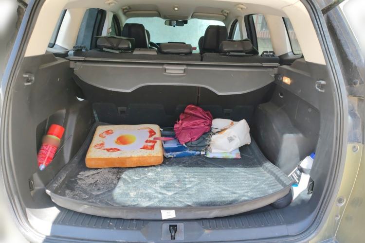 Used Ford Kuga 2015 1.5L GTDi Two-Wheel-Drive Comfort Model Trunk