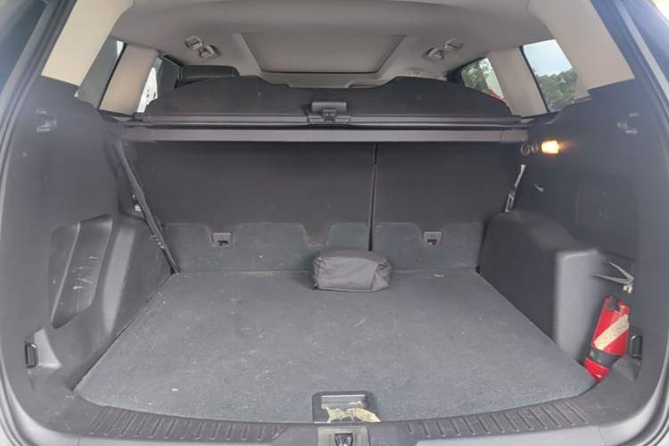 Used Ford Kuga 2015 2.0L GTDi Four-Wheel Drive Elite Model Trunk