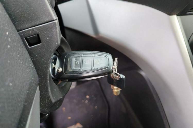 Used Ford Kuga 2015 1.5L GTDi Two-Wheel Drive Fashion Edition Vehicle Key