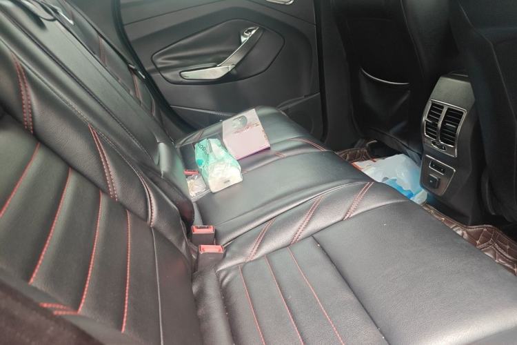 Used Ford Kuga 2016 Zhixing Limited Edition 1.5L GTDi Two-Wheel Drive Comfort Model Left Rear Seat