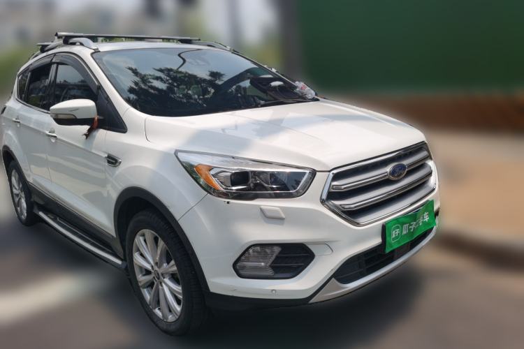 Used Ford Kuga 2016 ZhiXing Limited Edition 1.5L GTDi Two-Wheel Drive Fashion Model Front Right 45 Deg