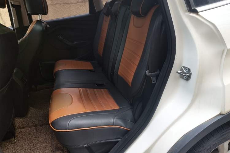 Used Ford Kuga 2016 ZhiXing Limited Edition 1.5L GTDi Two-Wheel Drive Fashion Model Left Rear Seat