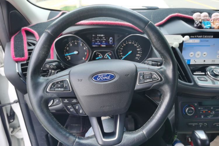 Used Ford Kuga 2016 ZhiXing Limited Edition 1.5L GTDi Two-Wheel Drive Fashion Model Steering Wheel