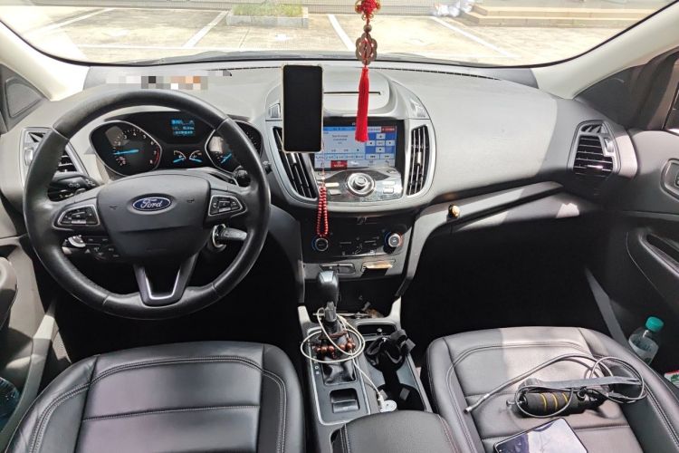 Used Ford Kuga 2017 EcoBoost 180 Two-Wheel-Drive Tiger Leap Model Center Console