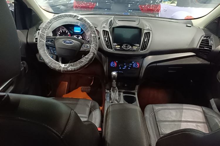 Used Ford Kuga 2017 EcoBoost 180 Two-Wheel-Drive Tiger Leap Model Center Console