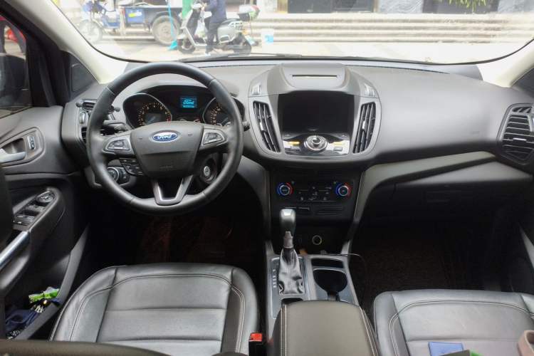 Used Ford Kuga 2017 EcoBoost 180 Two-Wheel-Drive Tiger Leap Model Center Console