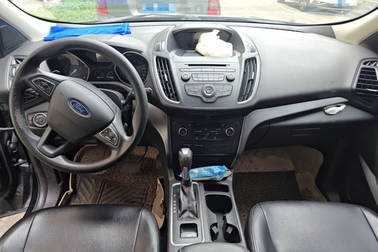Used Ford Kuga 2017 EcoBoost 180 Two-Wheel-Drive Elite Trim Center Console