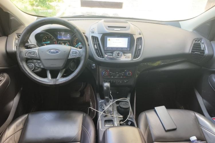 Used Ford Kuga 2017 EcoBoost 180 Four-Wheel Drive Titanium Edition Center Console