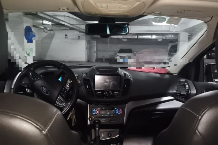 Used Ford Kuga 2017 EcoBoost 180 Two-Wheel-Drive Tiger Leap Model Center Console
